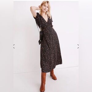 Madewell - Puff-Sleeve Faux-Wrap Midi Dress in Stem Scatter - Size 2